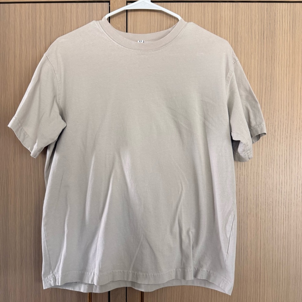 H&M women’s Short Sleeve Crew Neck T-Shirt in Light Beige